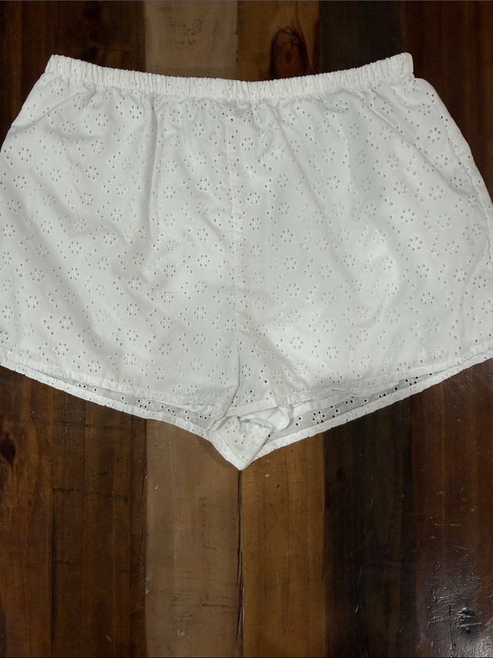 SHEIN White Eyelet Elastic Waist Shorts